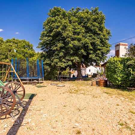 Villa Hrustika - Heated Pool, Jacuzzi & Sauna Gabonjin Dış mekan fotoğraf
