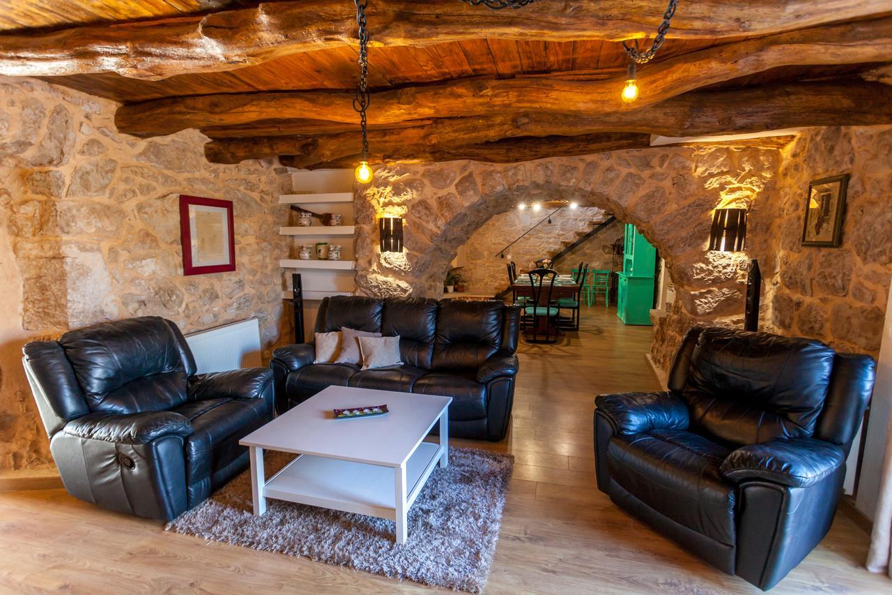 Villa Hrustika - Heated Pool, Jacuzzi & Sauna Gabonjin Dış mekan fotoğraf
