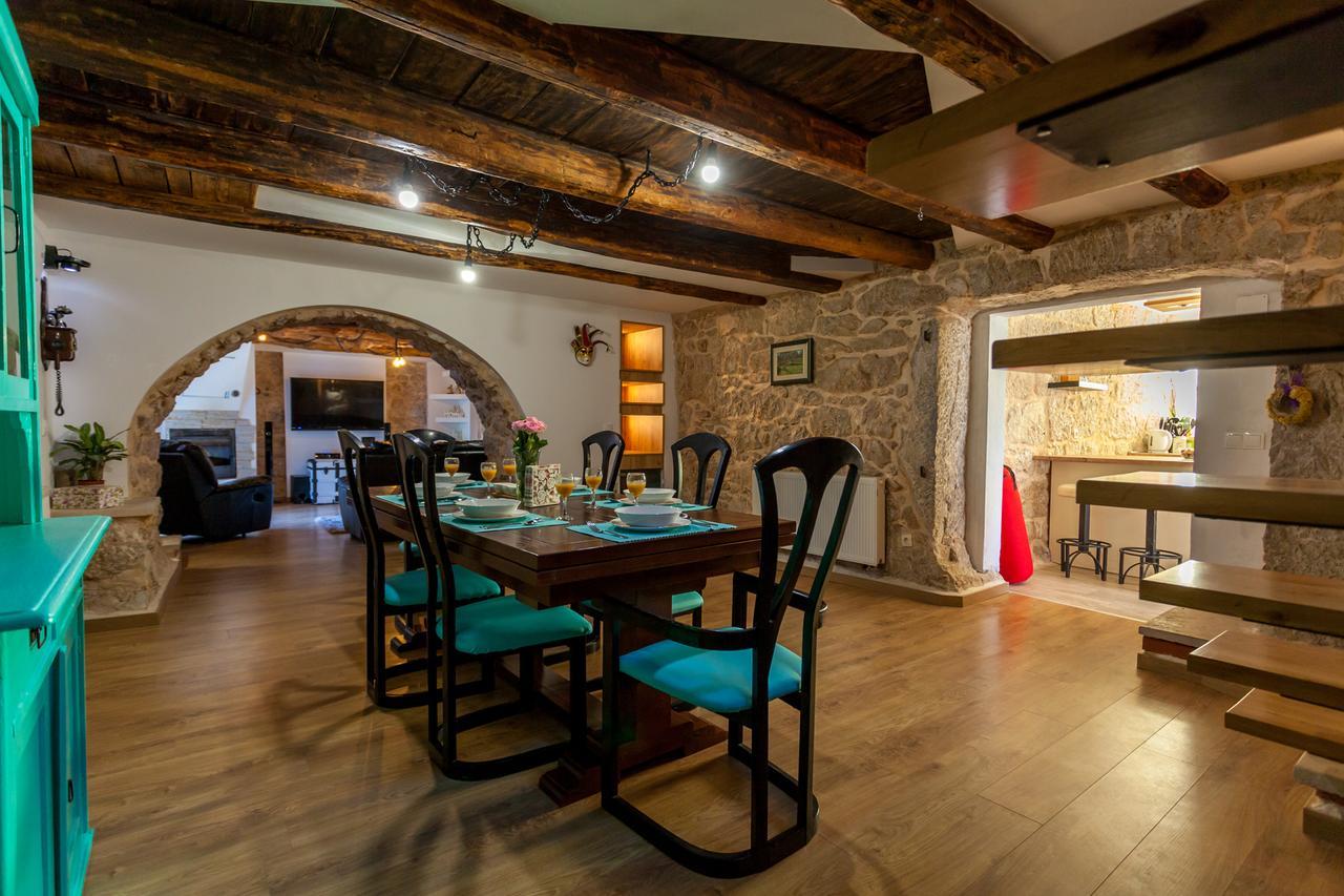 Villa Hrustika - Heated Pool, Jacuzzi & Sauna Gabonjin Dış mekan fotoğraf