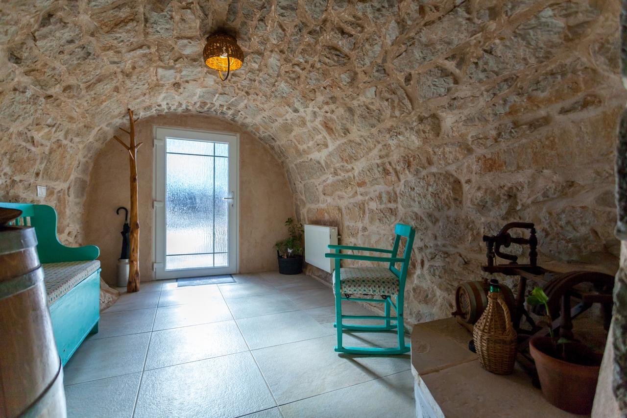 Villa Hrustika - Heated Pool, Jacuzzi & Sauna Gabonjin Dış mekan fotoğraf